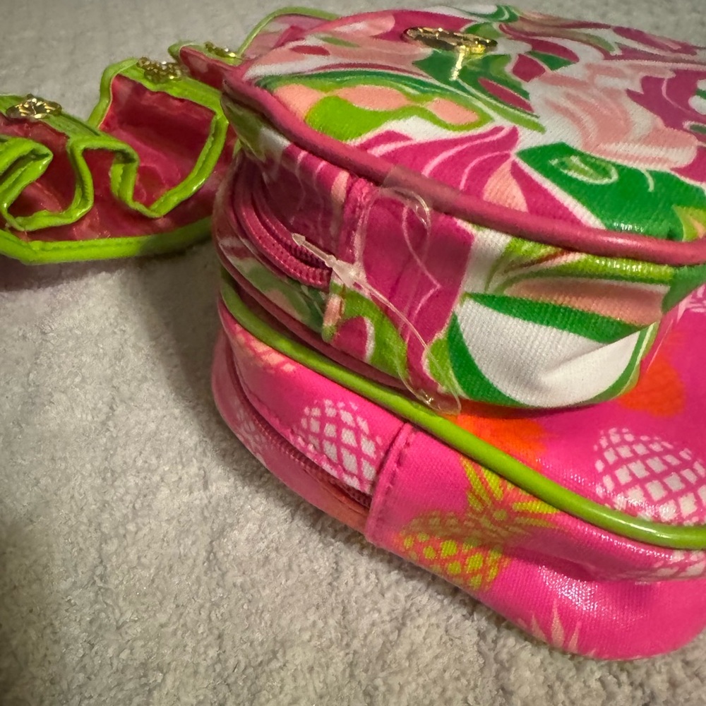 Macbeth Collection by Margaret Josephs Pink/Green Cosmetic/Jewelry Travel Set - Picture 4 of 13